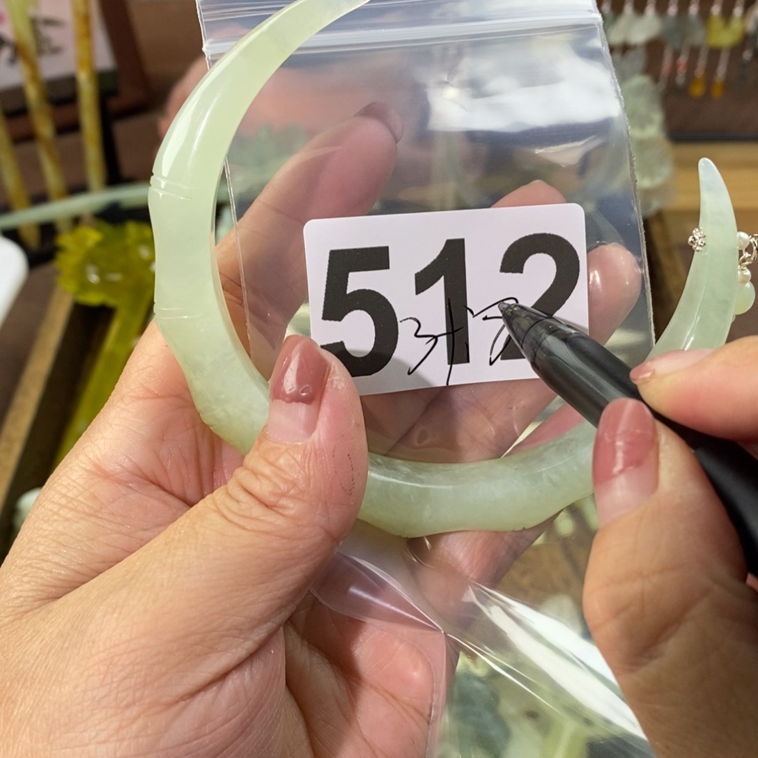 蛇纹石玉玉簪合金晚**?