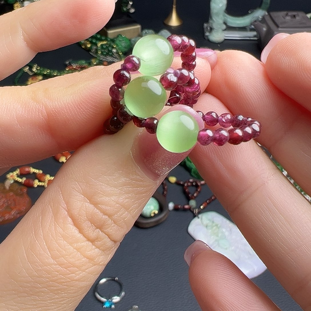 翡翠未镶嵌颈饰1.99