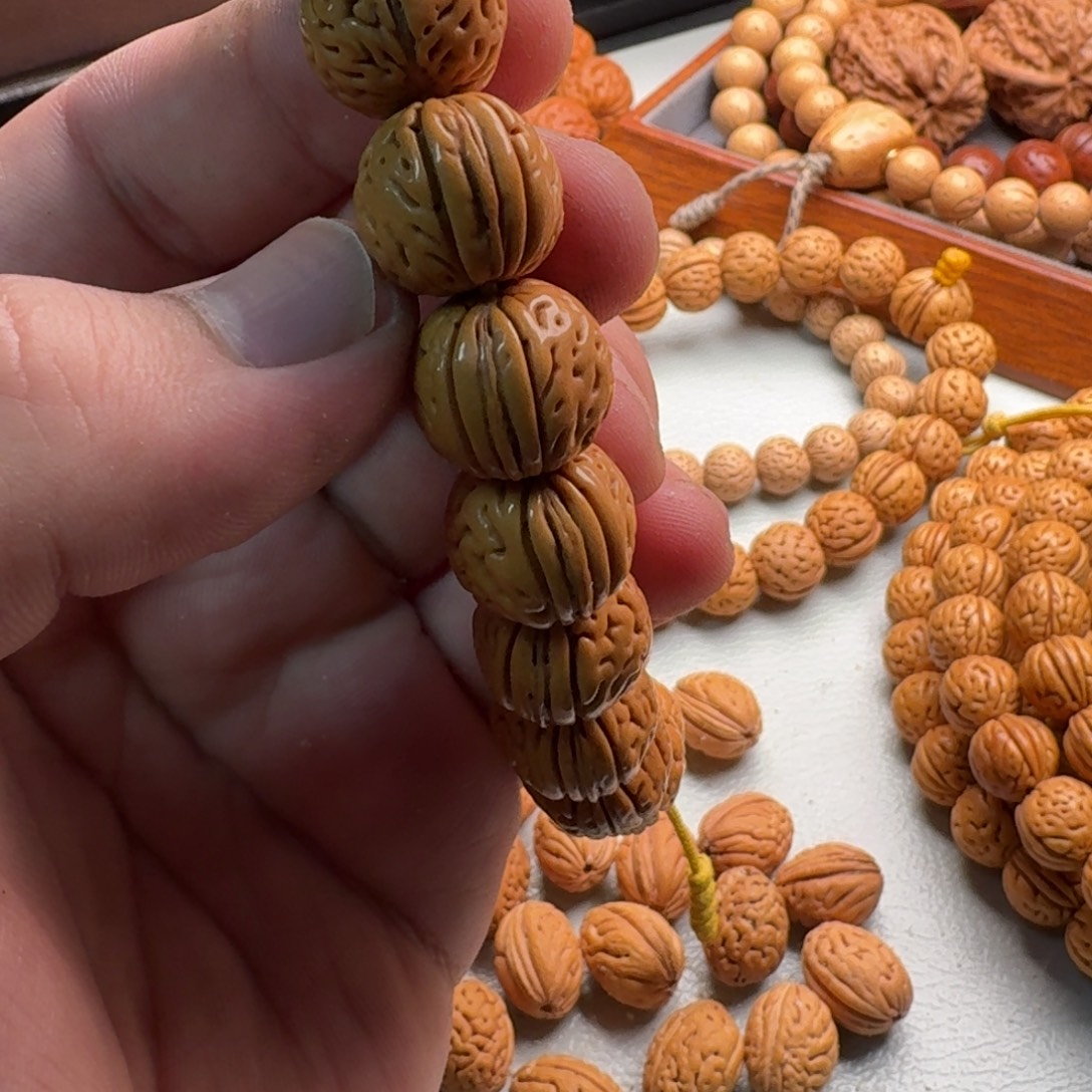 吊坠桃核盘锦野生肌肉纹