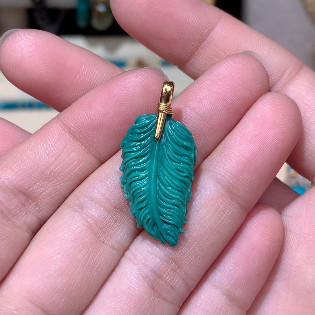 绿松石珠宝奇石18K金镶嵌