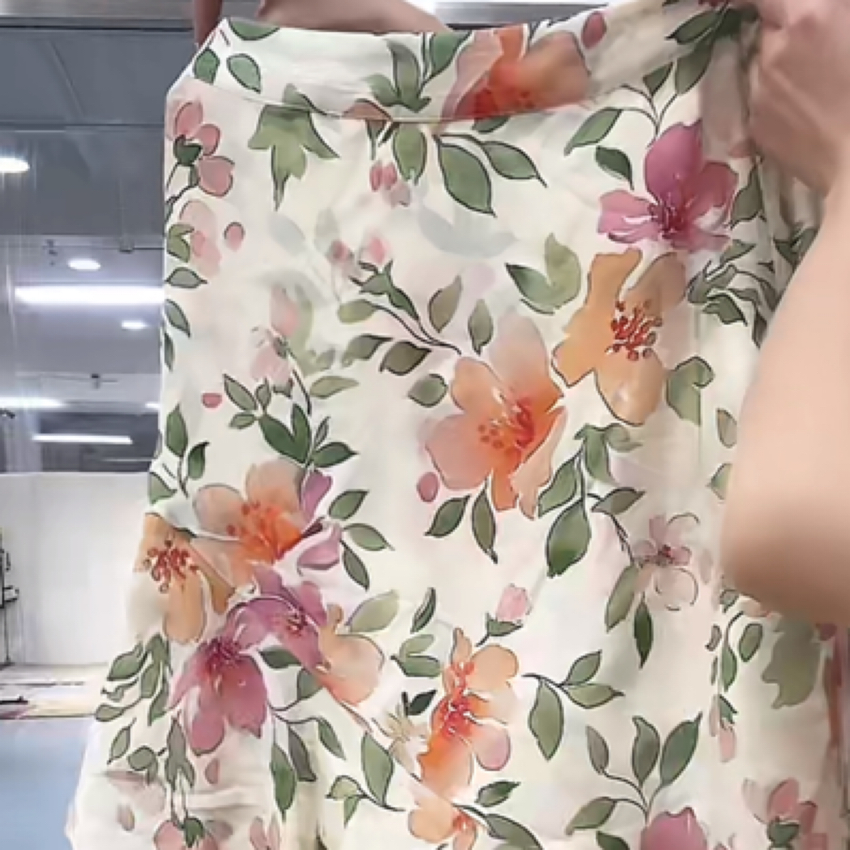 yevachao丝质半裙彩色