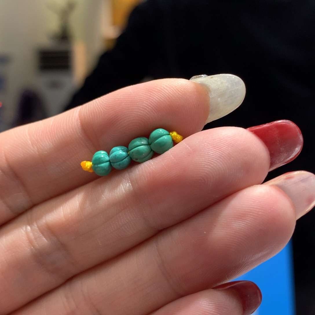 绿松石配饰未镶嵌