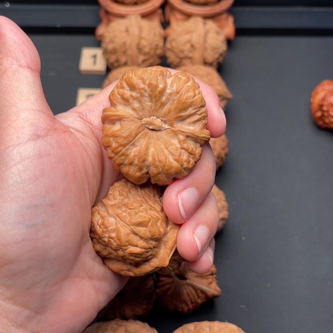 用***3桃核把件蛙1667.，蛙