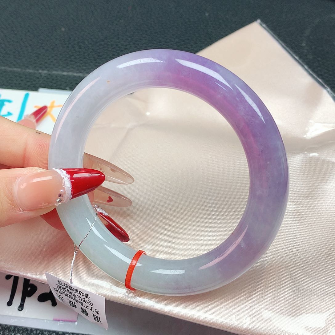 翡翠手镯未镶嵌57胖