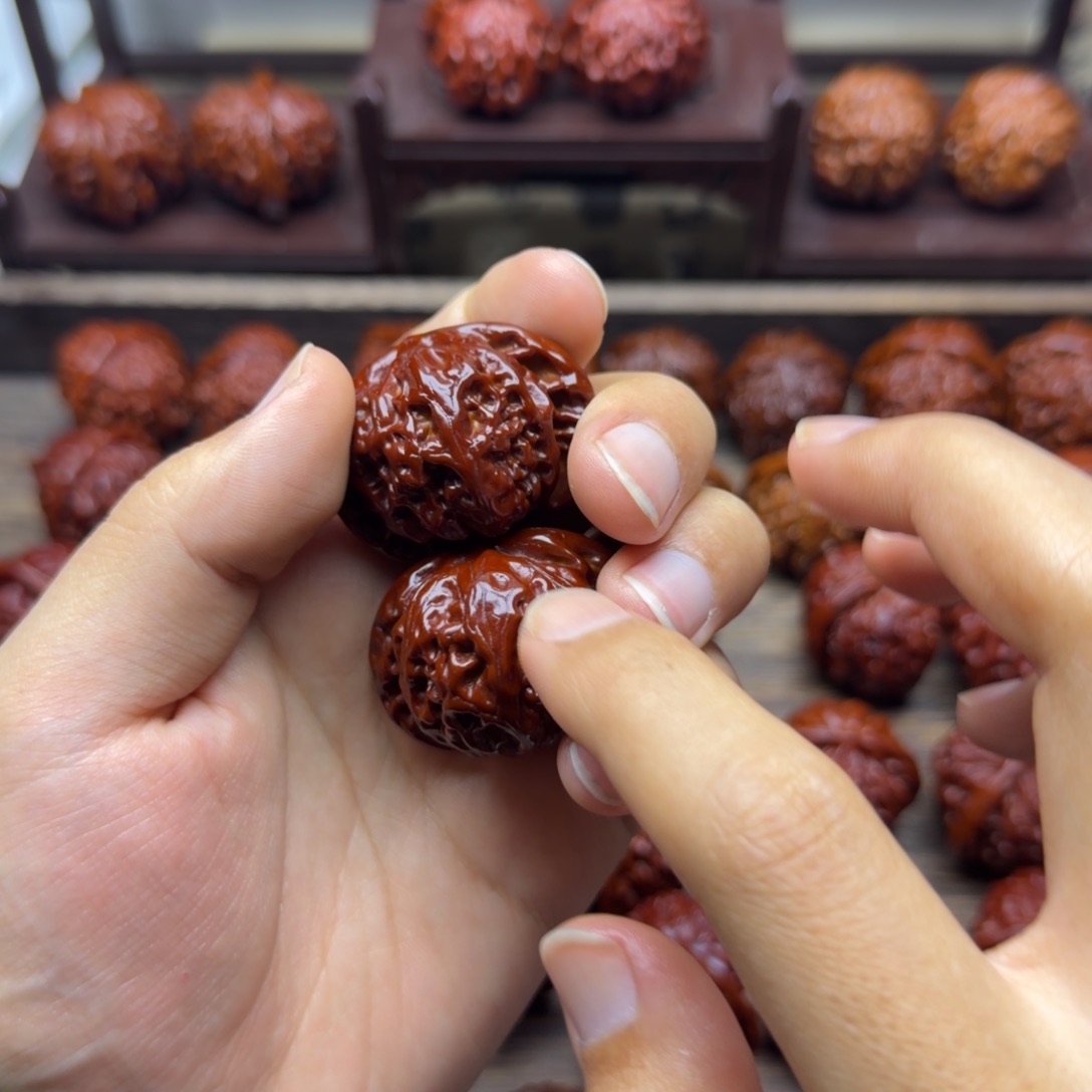 ****子宫灯健健康康快快乐乐了