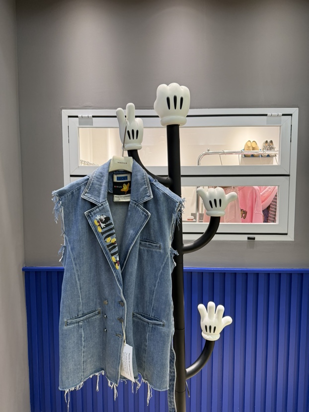 深圳BOHAN秀秀家2025早春新款#腰带牛仔米奇马甲