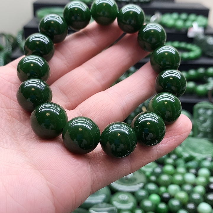 手链未镶嵌和田玉（碧玉）
