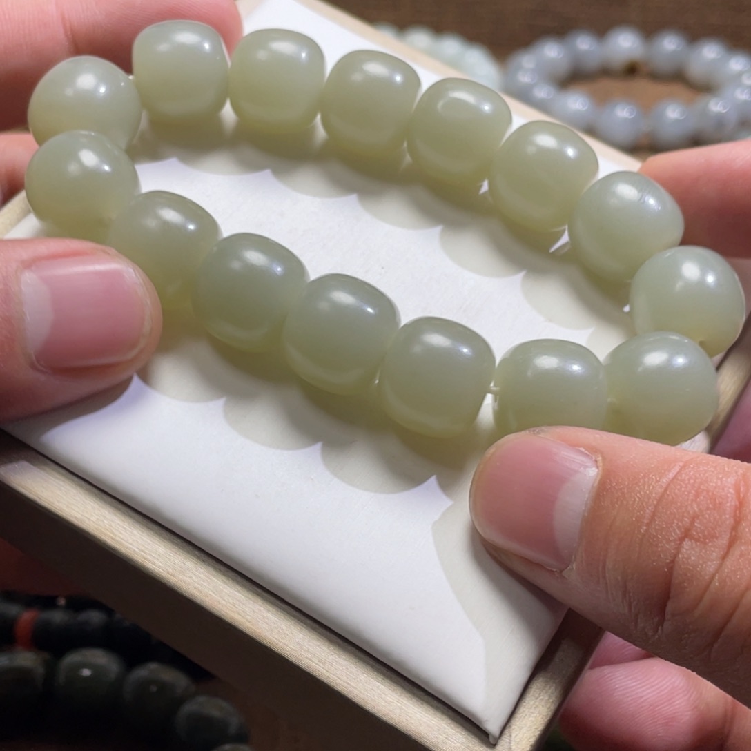 未镶嵌手链和田玉（白玉）