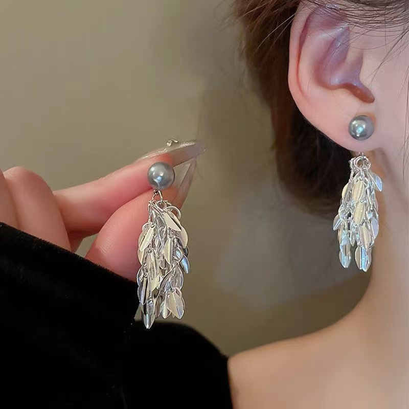 合金耳饰 波光粼粼灰珍珠麦穗流苏耳环两戴式耳坠清冷