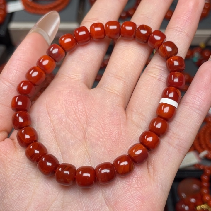 南红玛瑙手链未镶嵌静***?