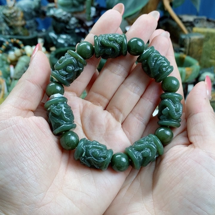 透闪石质玉手链未镶嵌