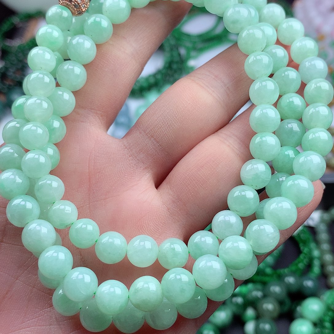 翡翠颈饰未镶嵌项链