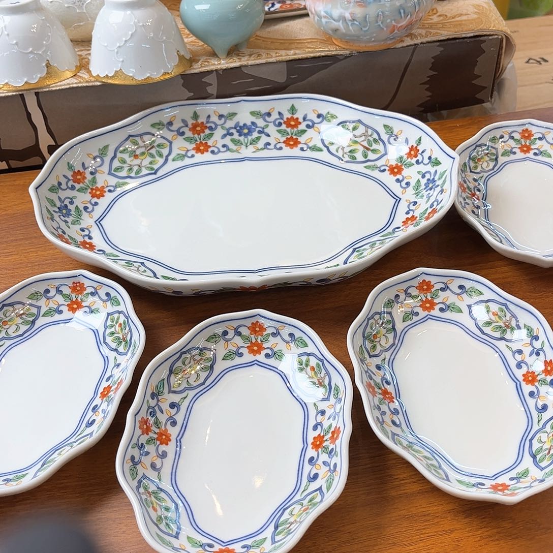 盖碗在一起就是一辈子幸福美满了