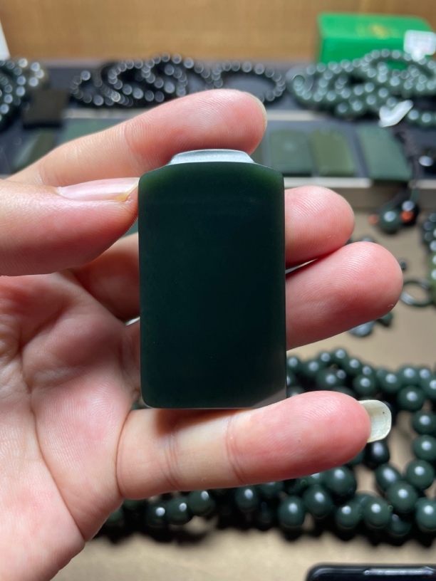 和田玉青玉28.9×51×8.2（mm）无事牌