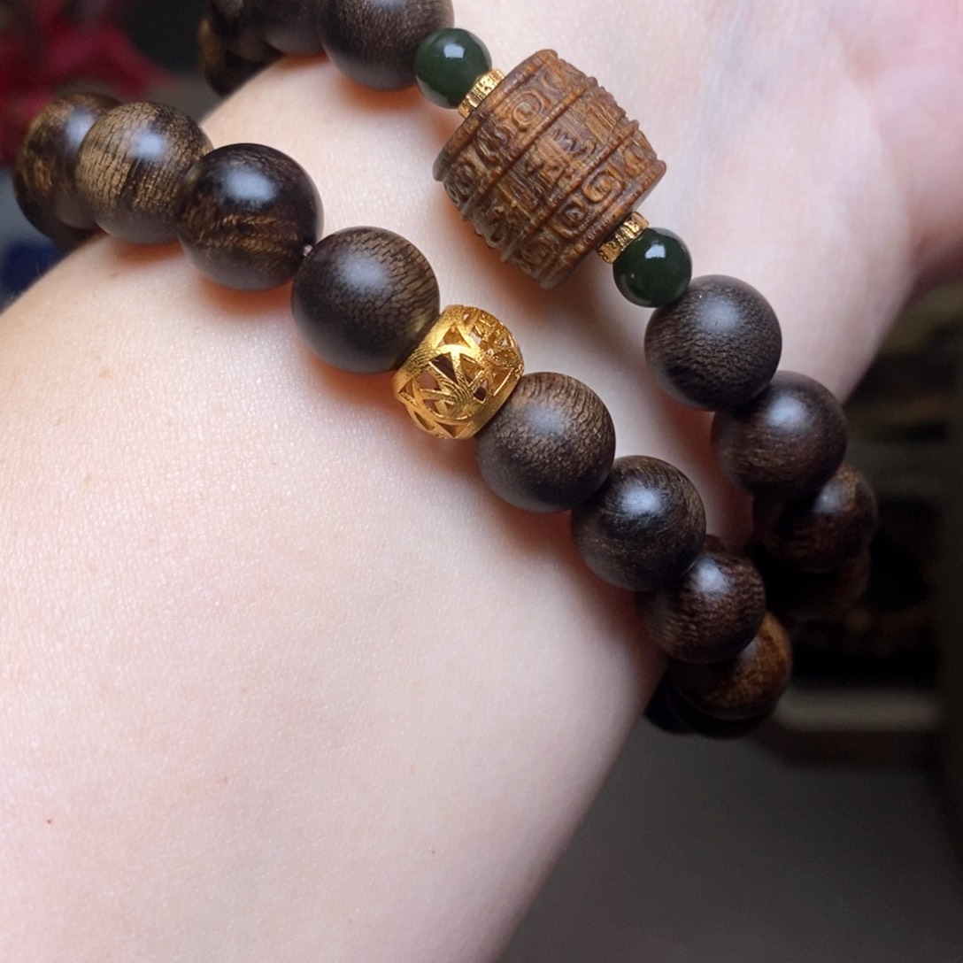 沉香手串富森红土瘤疤1.0➕白棋沉香木雕