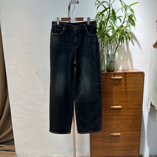 复古洗水做旧棉质休闲百搭黑蓝牛仔裤