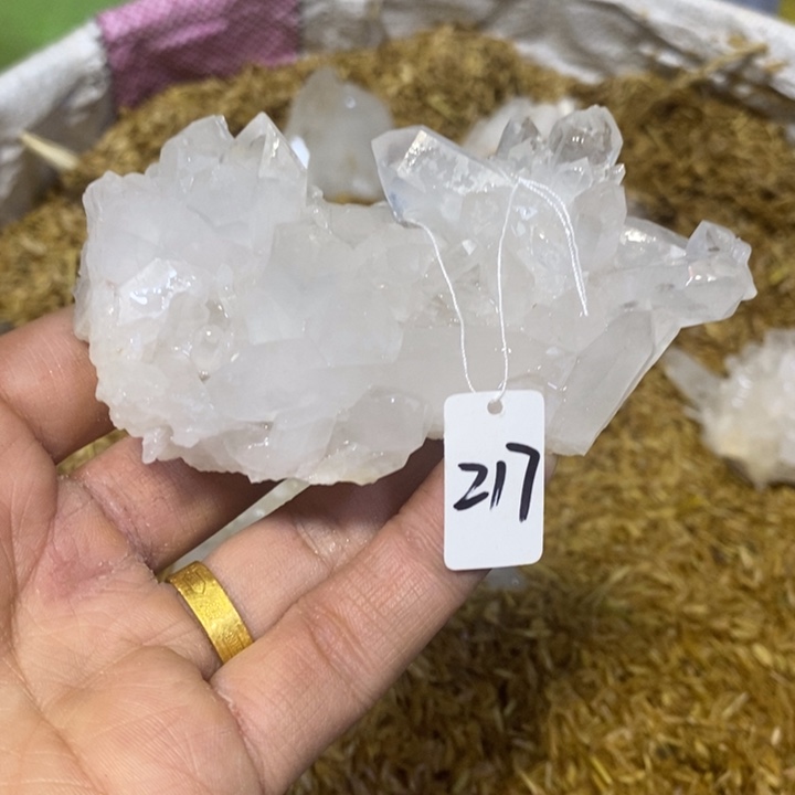 水晶水晶原石摆件未镶嵌