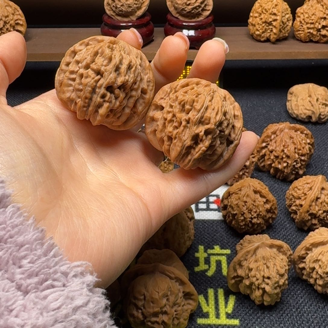 文玩核桃吊坠42汉高楼