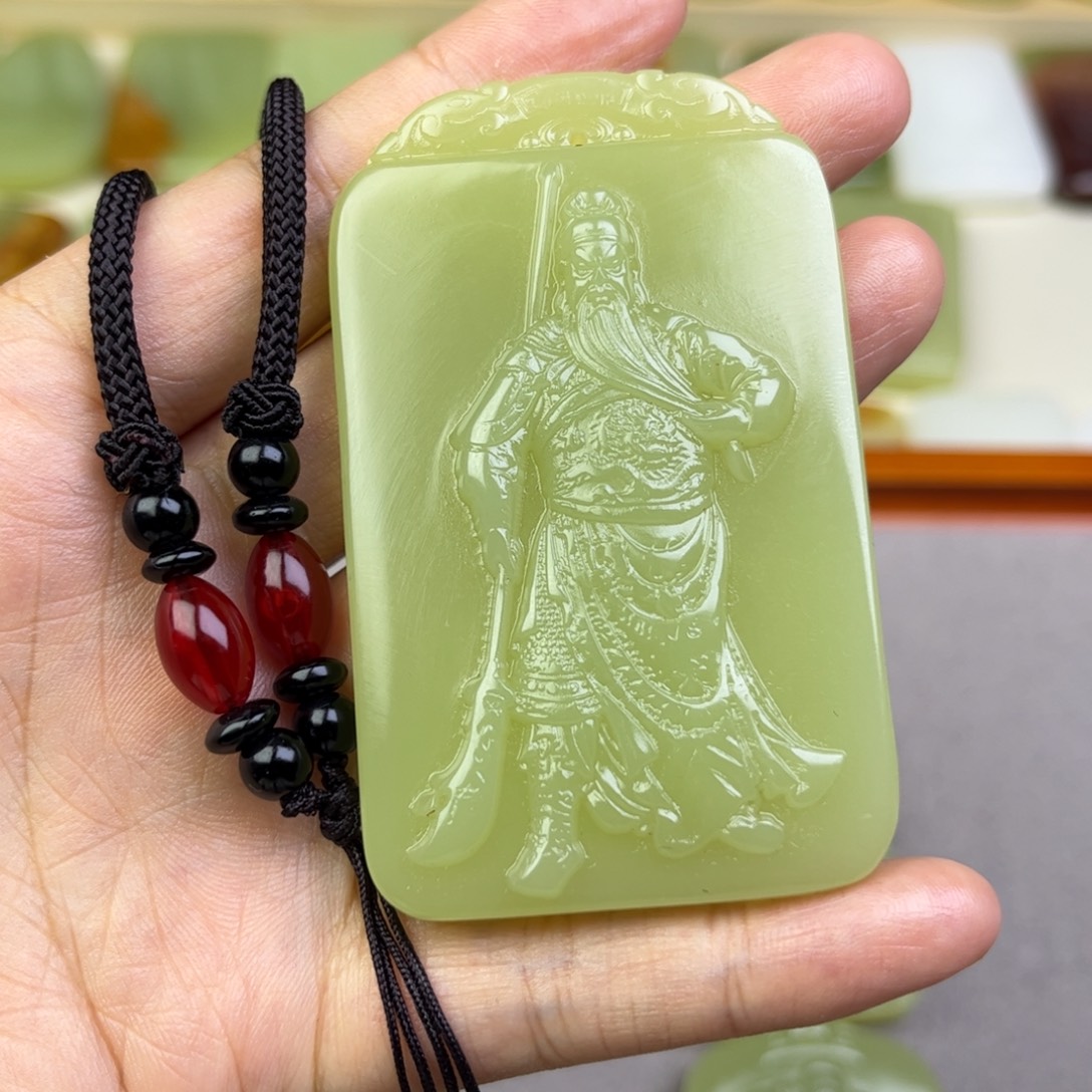 新疆昆仑山料关公