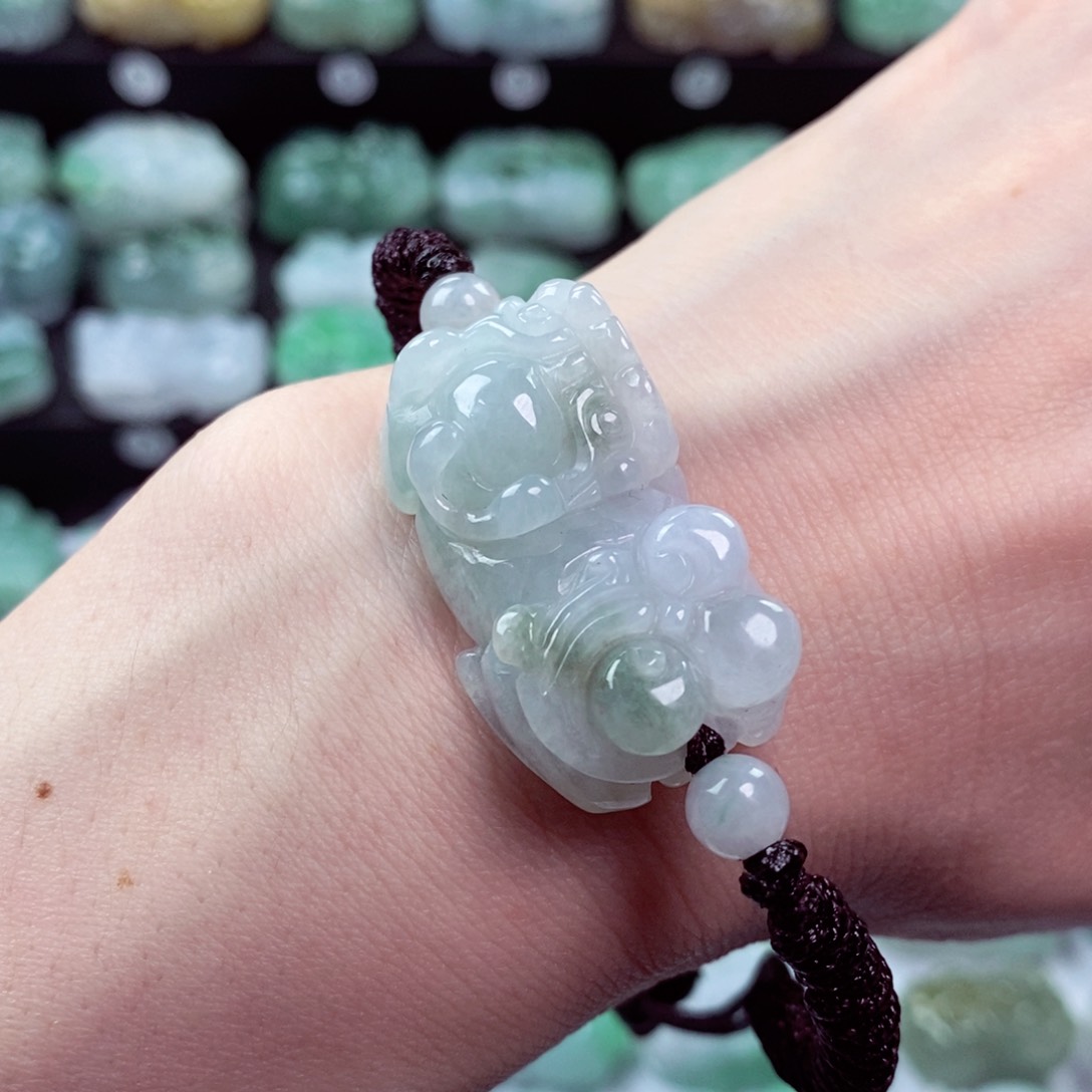 翡翠颈饰未镶嵌天然