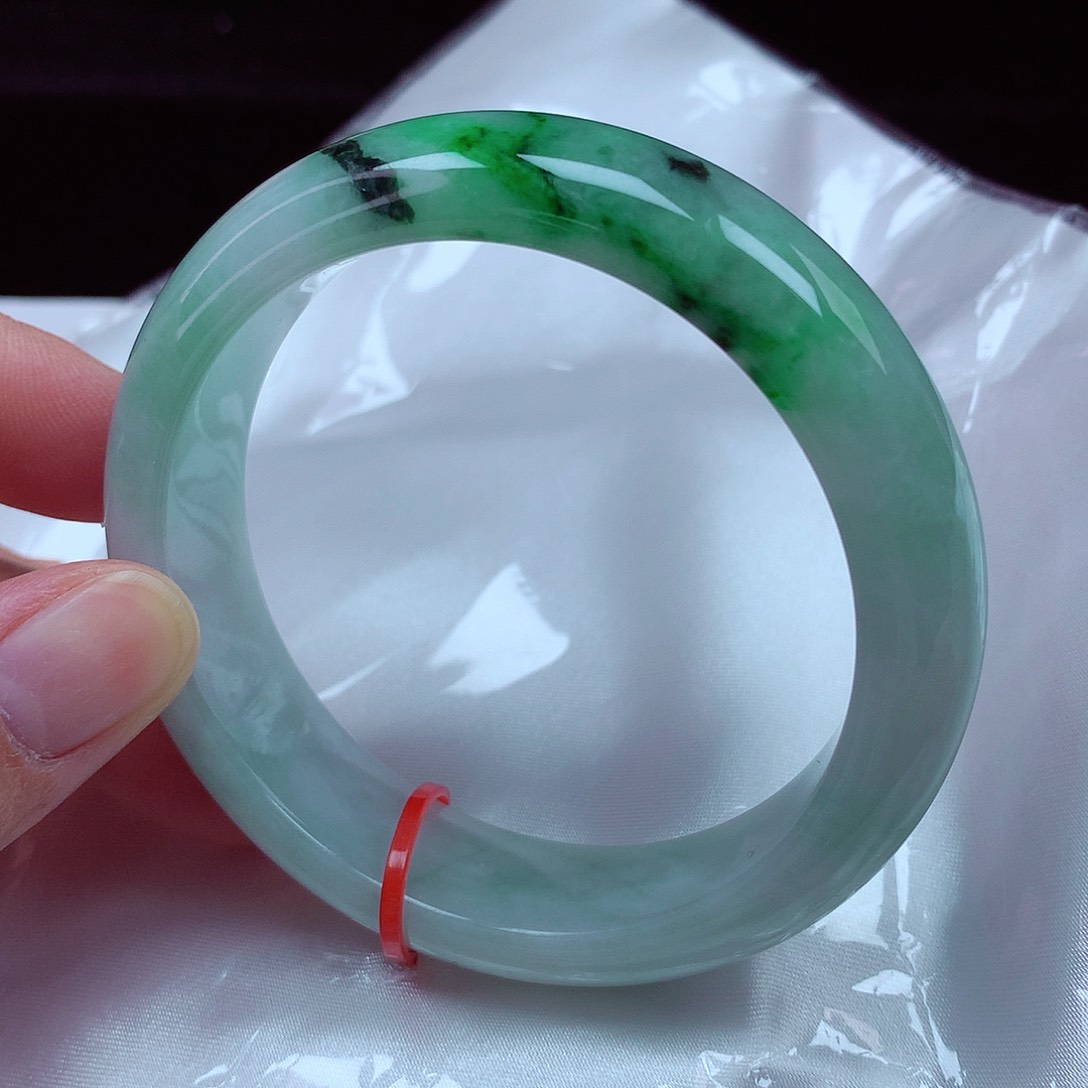 翡翠手镯未镶嵌58-59圈