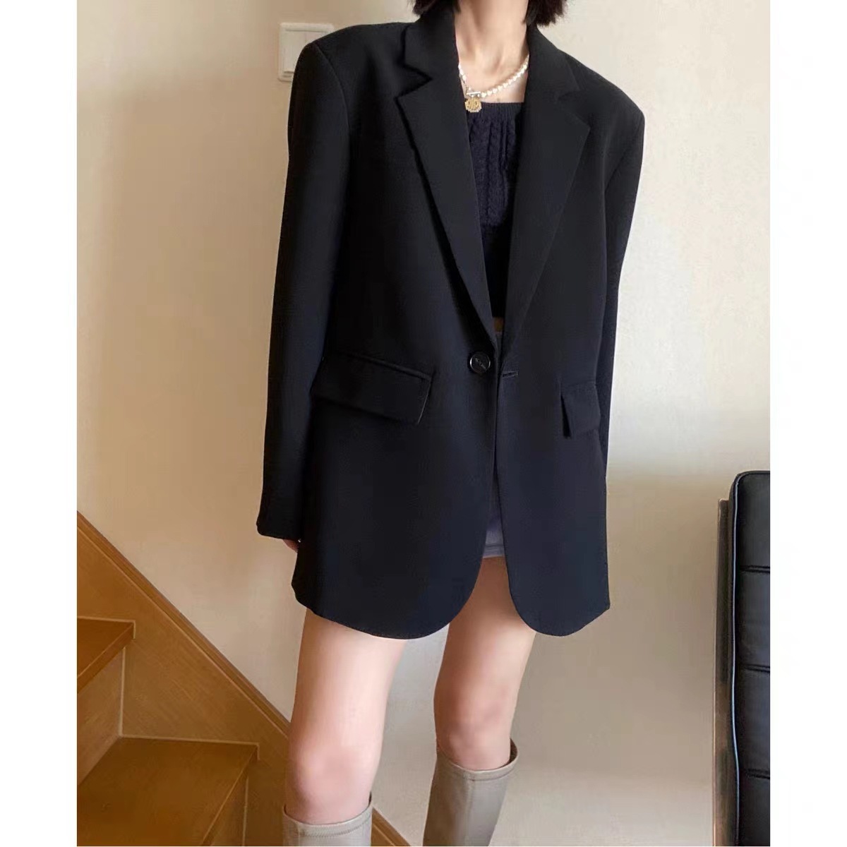 2025宽松显瘦小西装新款小众韩版休闲春秋宽松黑色西服外套