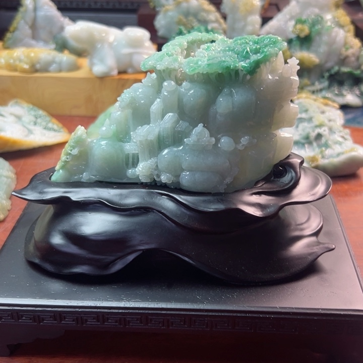 翡翠摆件未镶嵌翡翠