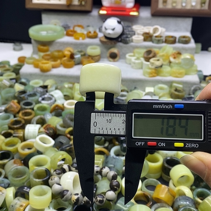 蛇纹石玉合金手镯