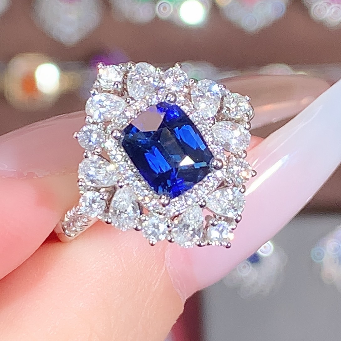 戒指蓝宝石铂Pt950镶嵌1.41ct/天然宝石/七天无理由