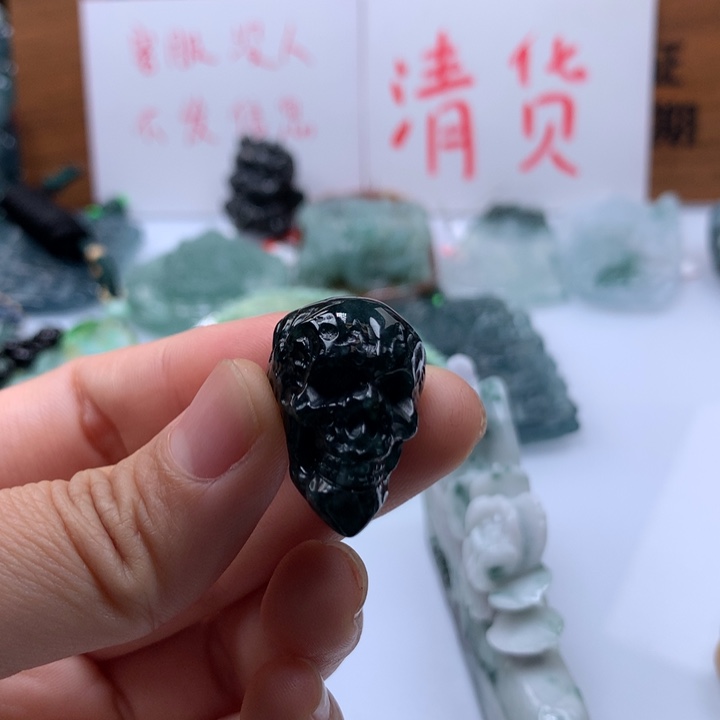 翡翠颈饰未镶嵌保真天然A货翡翠