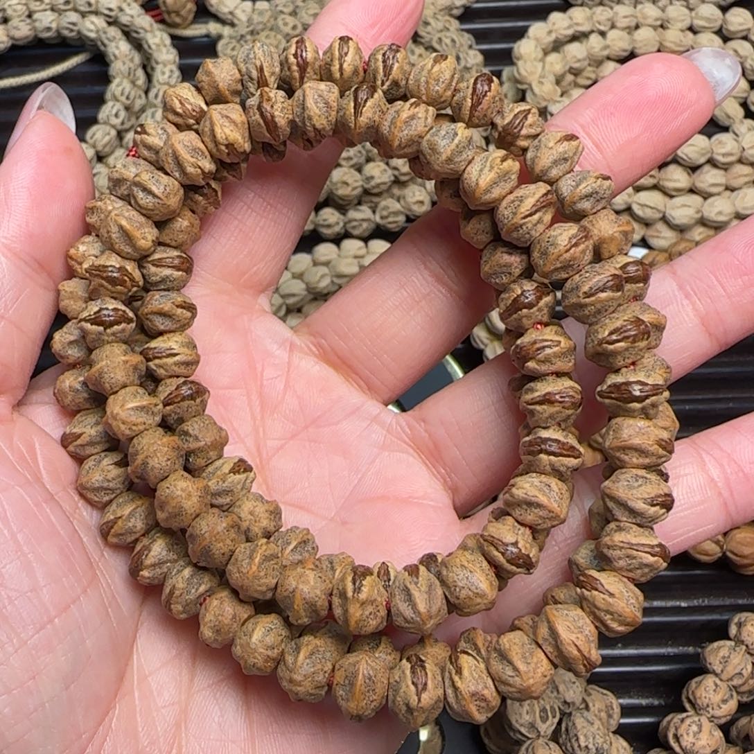 柏香籽/百香籽吊坠所****呐