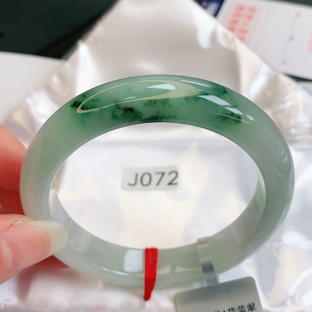 【闪购商品】翡翠手镯未镶嵌缅甸天然a货翡翠