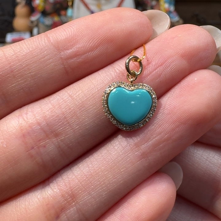 绿松石18K金镶嵌吊坠(不含链)爱心