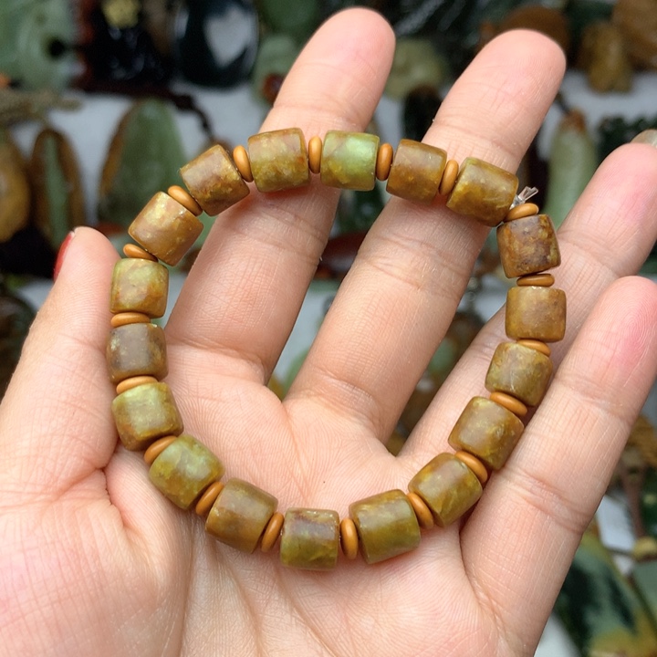 岫岩河磨玉（透闪石质玉）手串未镶嵌