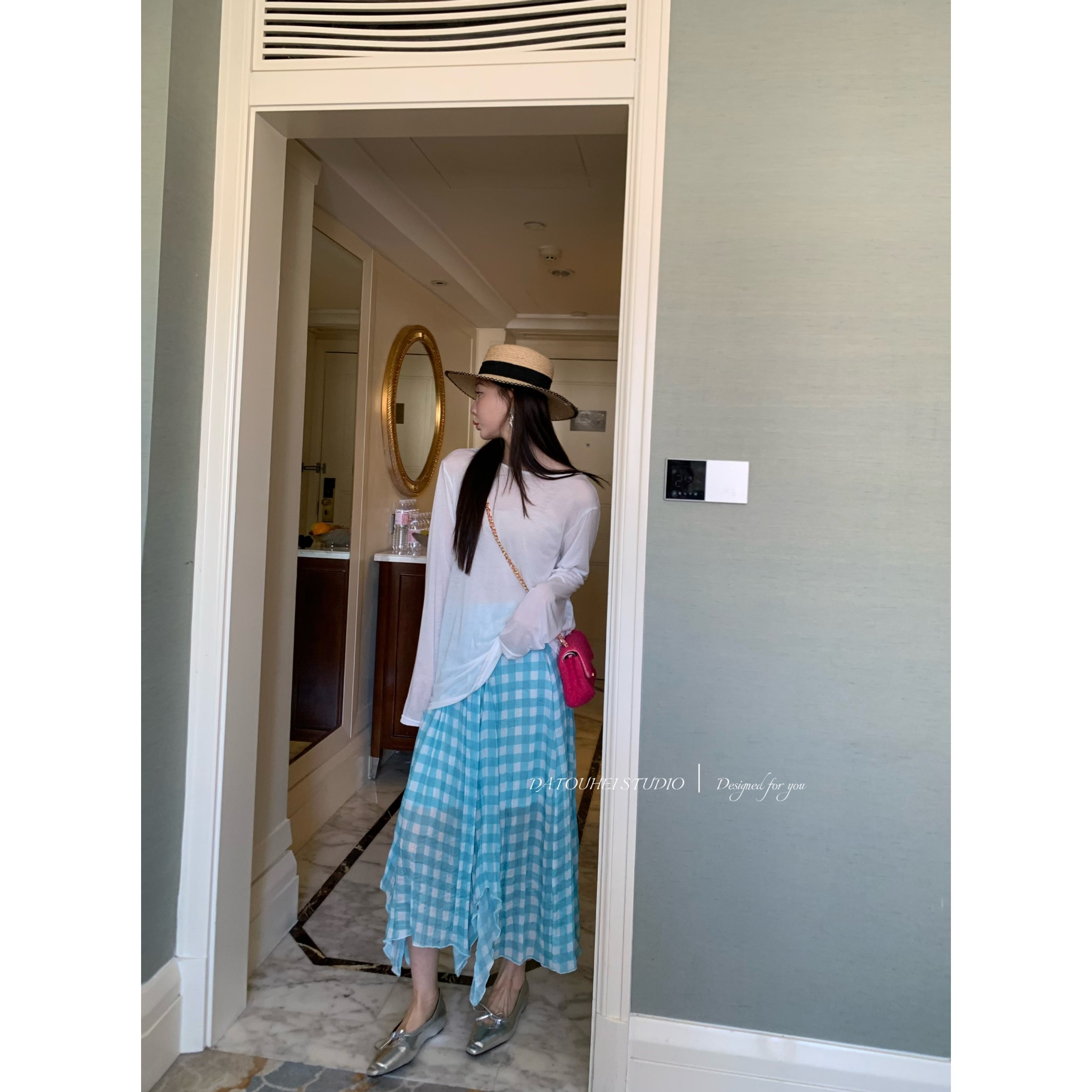 大头黑STUDIO【棋盘逸步】2025女夏气质格子半裙D225G09429