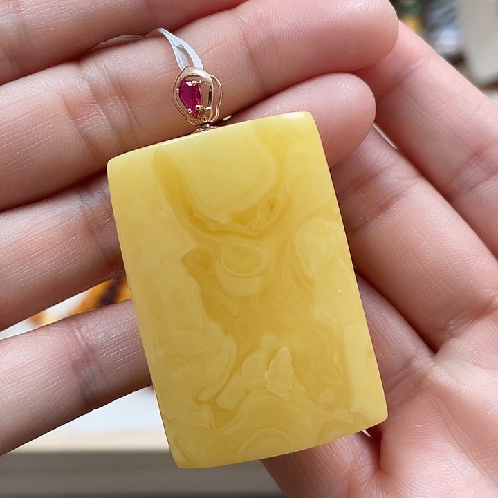 蜜蜡珠宝奇石18K金镶嵌19.3克