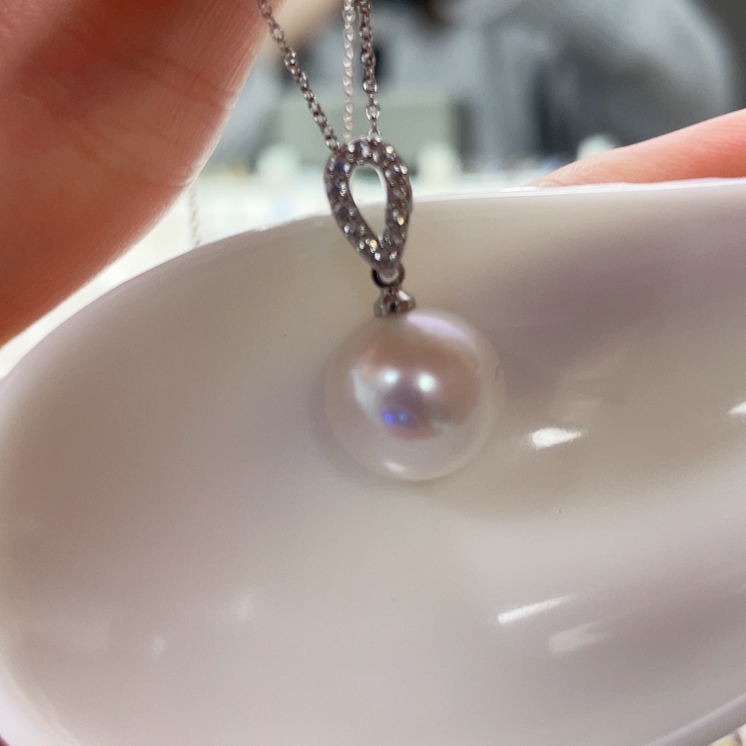 淡水珍珠吊坠(赠链)合金