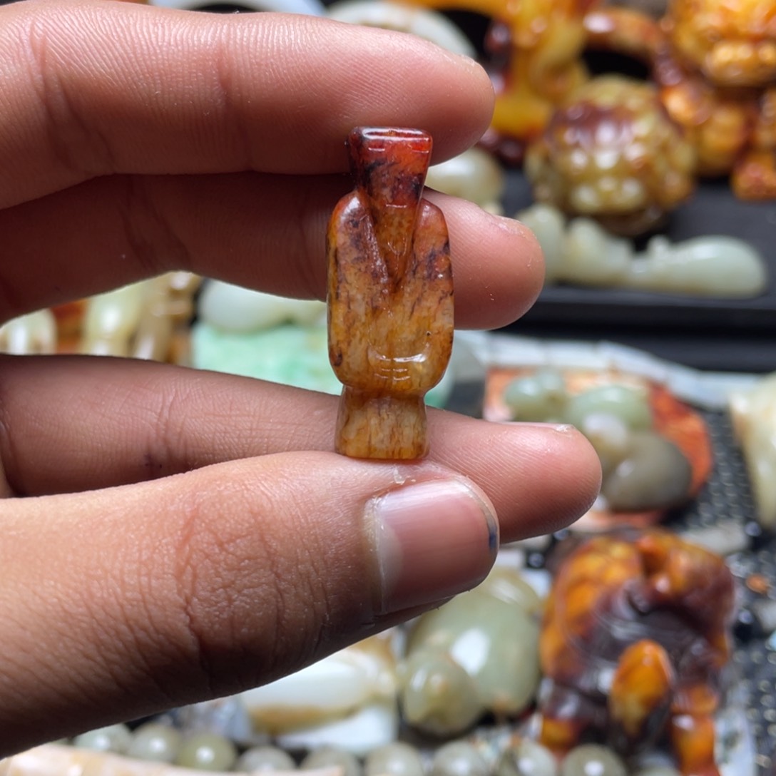 和田玉（糖玉）挂件未镶嵌