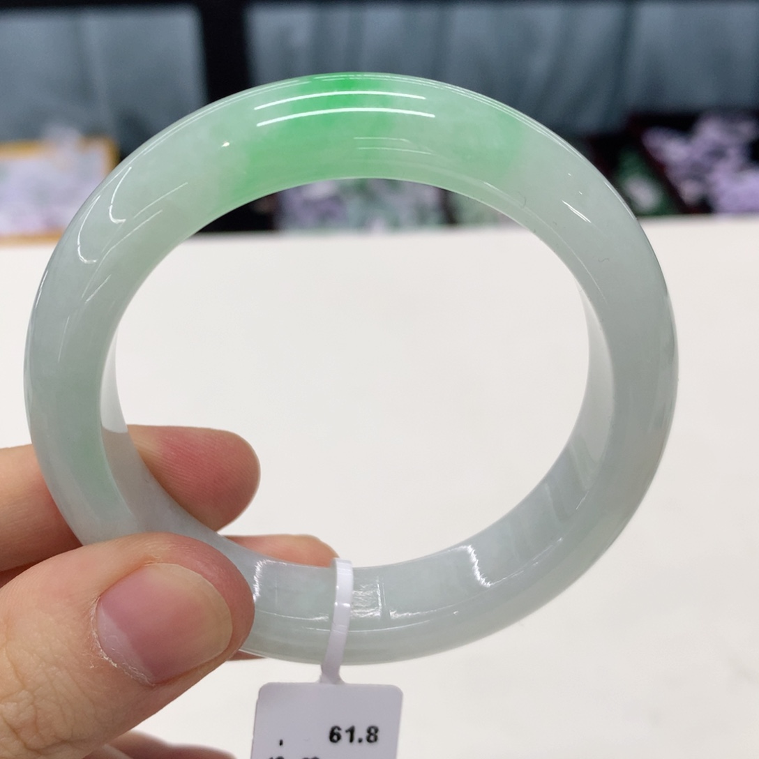 未镶嵌手镯翡翠手镯