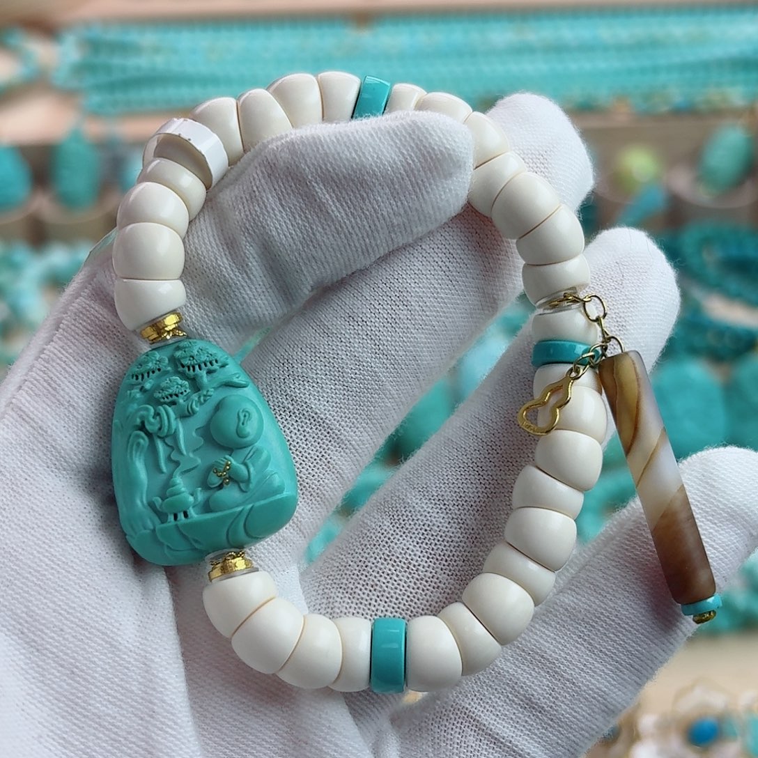 绿松石未镶嵌珠宝奇石