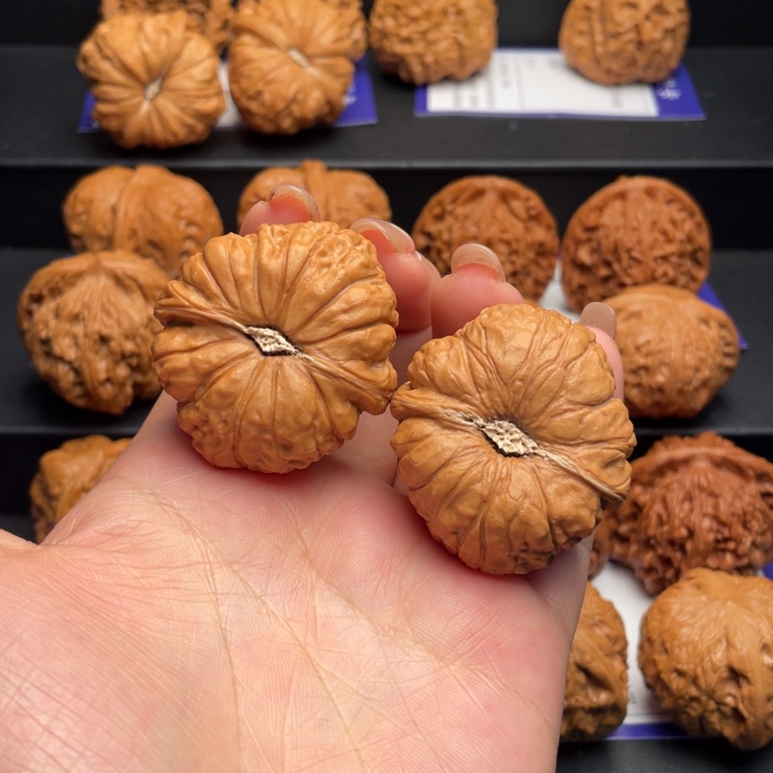 文玩核桃把件迪*南瓜墩40