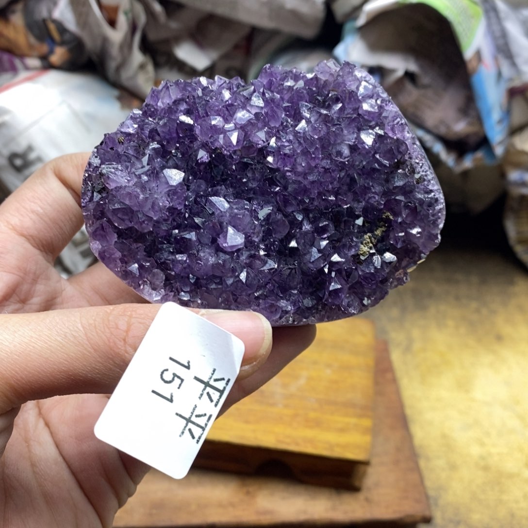 紫晶乌拉圭未镶嵌