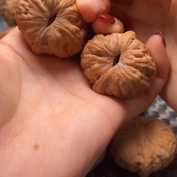 啊*文玩核桃把件40元宝