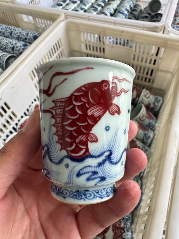 景德镇釉里红鱼化龙陶瓷闻香杯