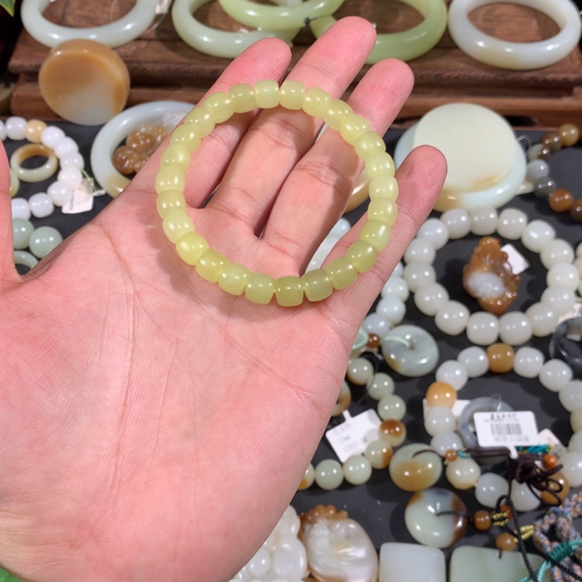 【闪购商品】和田玉手链未镶嵌?*和田玉黄玉手串