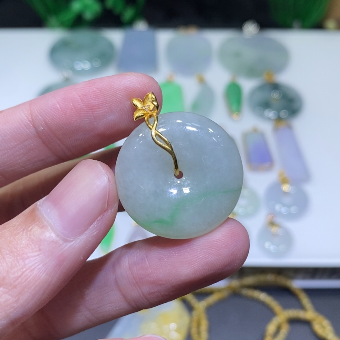 翡翠18K金镶嵌吊坠(不含链)