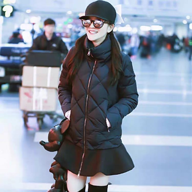 MONCLER/羽绒服/95新/天鹅绒/[251211ZC0001]