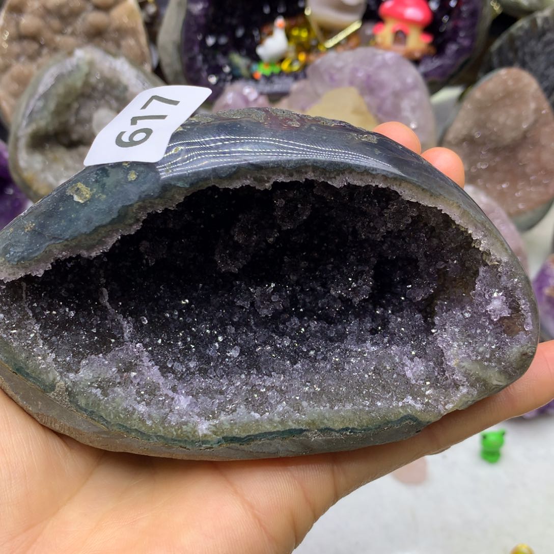 紫晶大型摆件（非配饰）未镶嵌喵*?