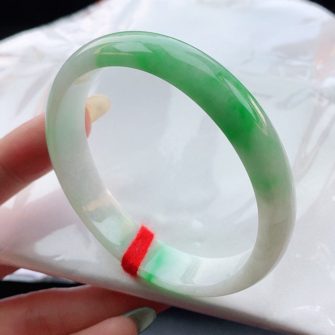 翡翠手镯未镶嵌56贵妃882454