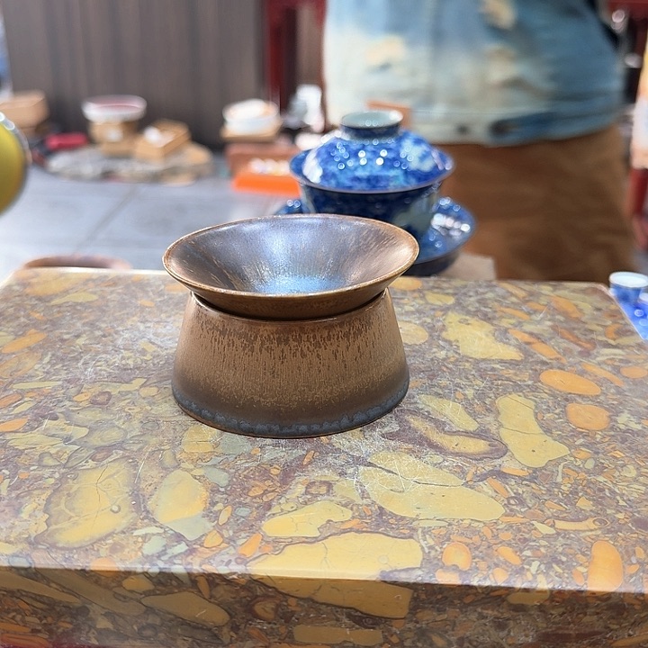 陶烧茶漏一个。。。品茗